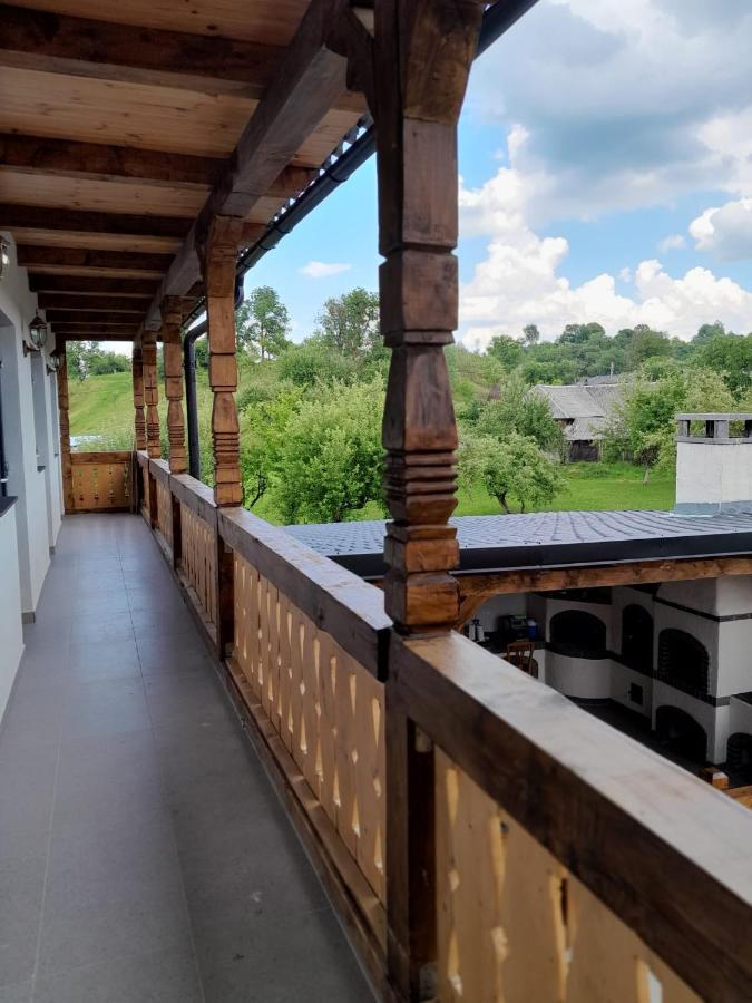 Casa De Langa Padure Hotell Sighetu Marmaţiei Exteriör bild